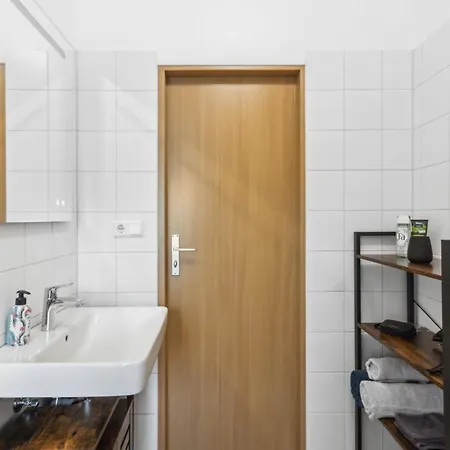 Zigarrenhof In Citynaehe Inkl. Netflix Apartment